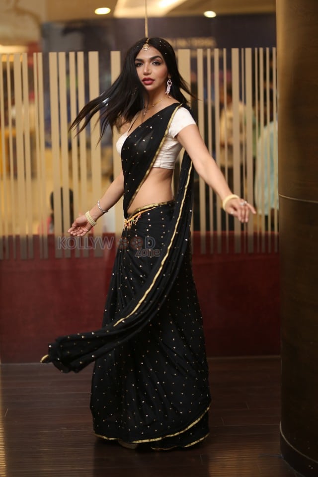 Actress Kriti Verma at O Andala Rakshasi Pre Release Event Photos 43