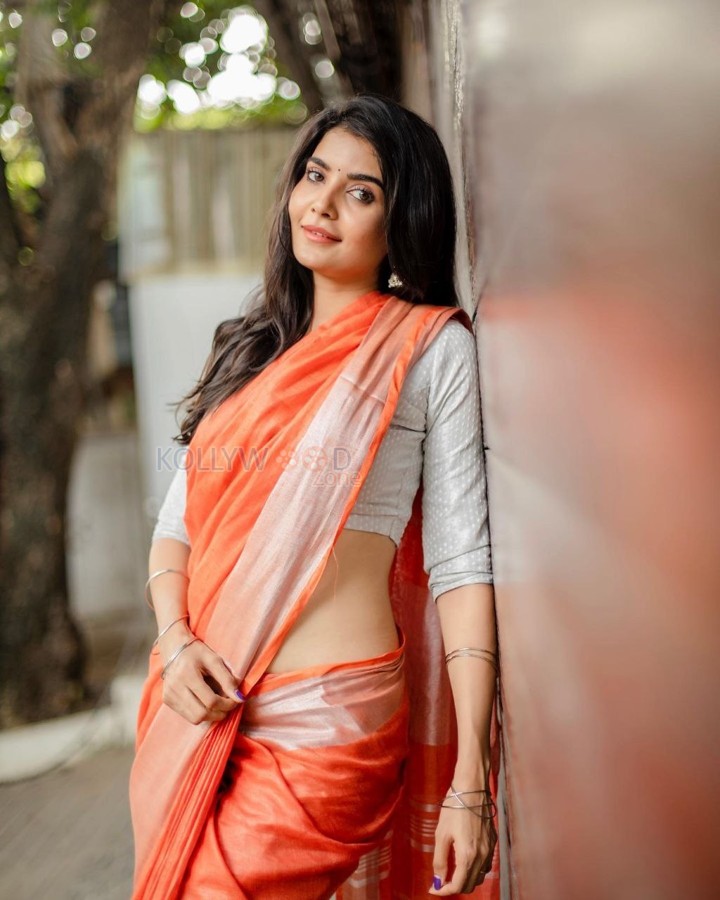 Sivakumarin Sabadham Actress Madhuri Jain Stills 01