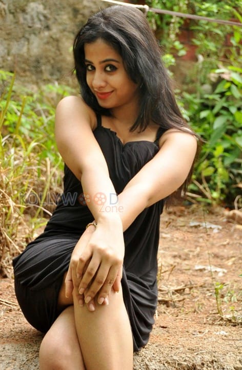 Actress Swathi Deekshith Sexy Photos 06