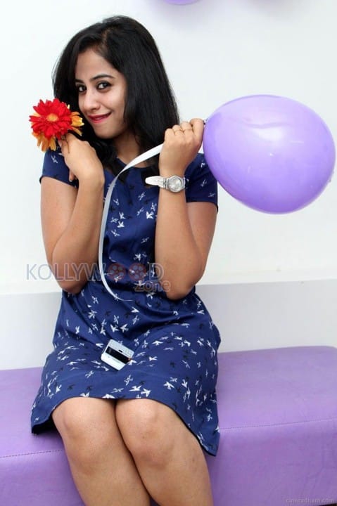 Actress Swathi Deekshith Sexy Photos 25