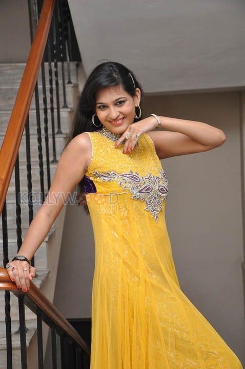 Actress Swetha Jadav Pictures 01