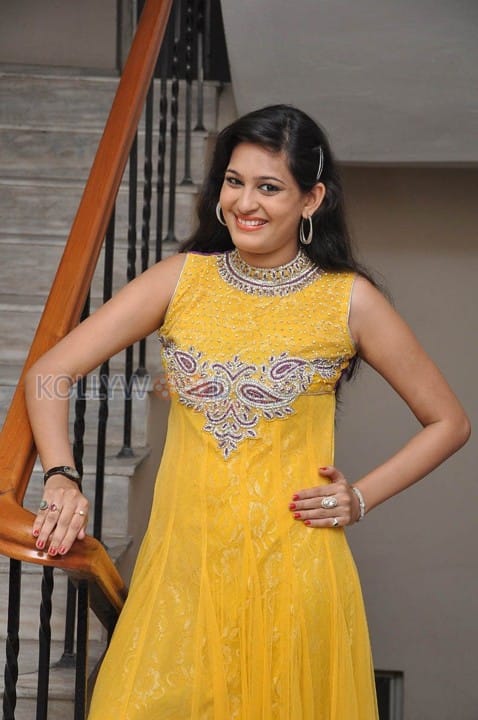 Actress Swetha Jadav Pictures 05