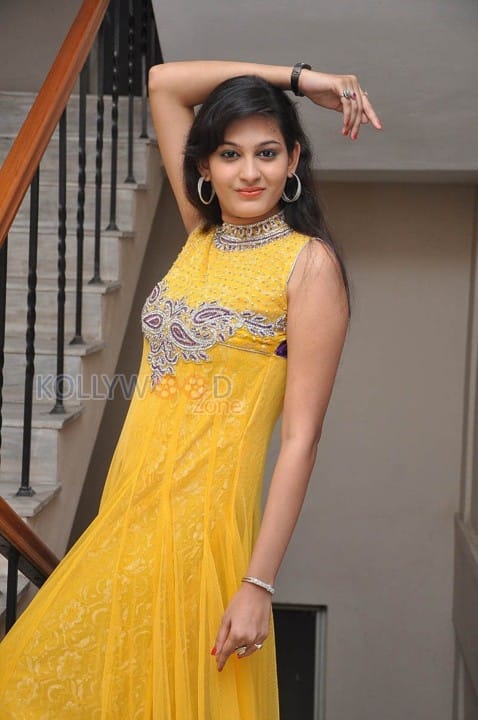 Actress Swetha Jadav Pictures 23