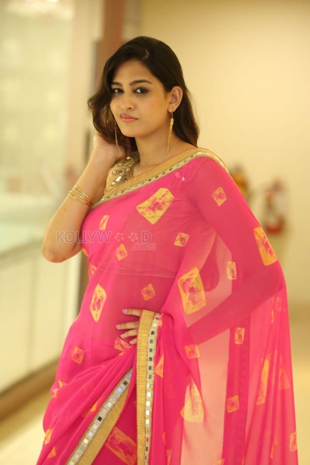 Actress Swetha Jadhav At Trendz Exhibition Hyderabad Photos 29