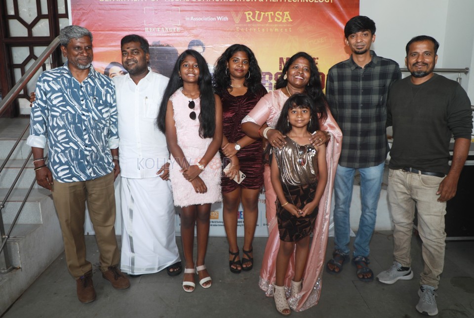 Bomb Movie Press Meet Pictures 02