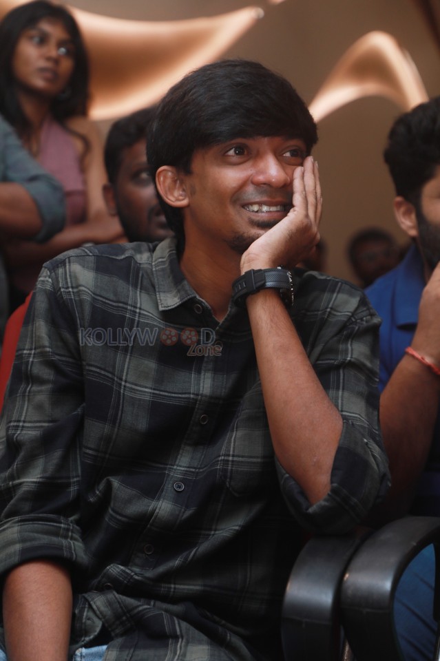 Bomb Movie Press Meet Pictures 05