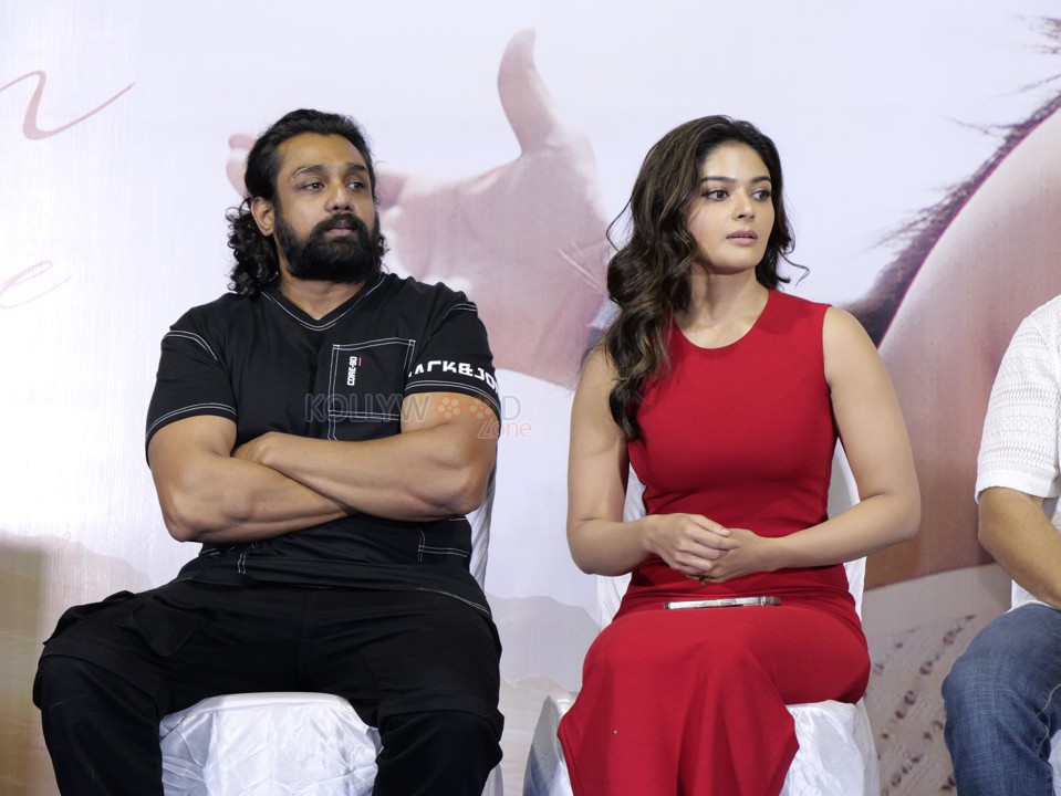 Martin Movie Press Meet Pictures 01