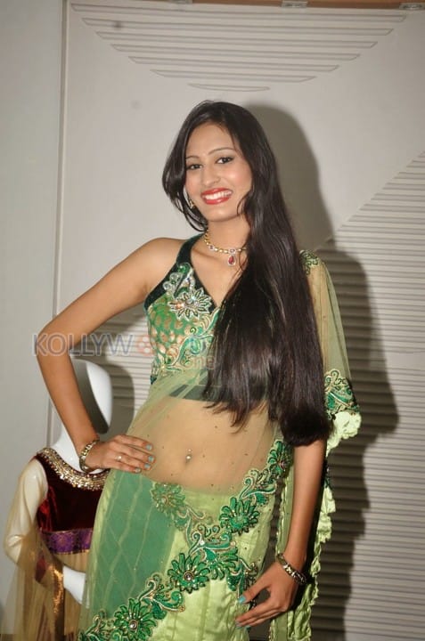 Swetha Jadav Sexy Pictures 04