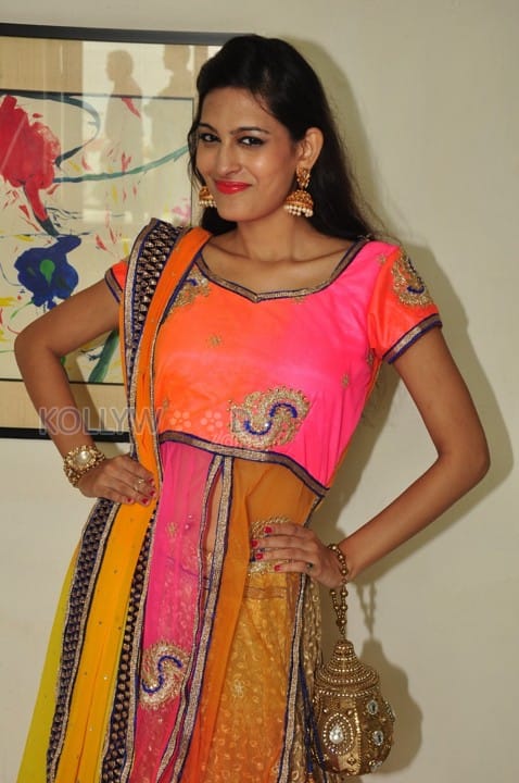 Swetha Jadhav At Aura Fashion Exhibition Launch Photos 07