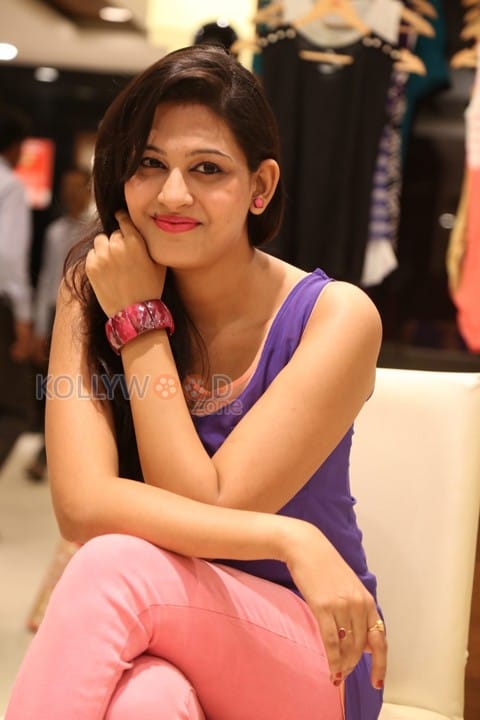 Swetha Jadhav New Pictures 02