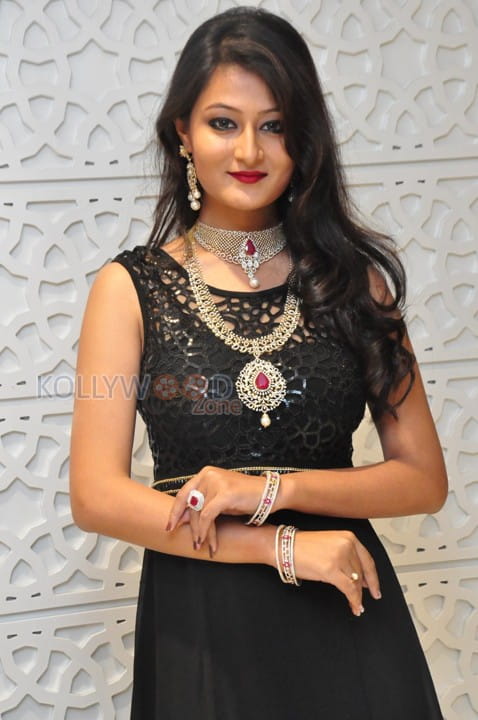 Actress Nilofar Stills 06