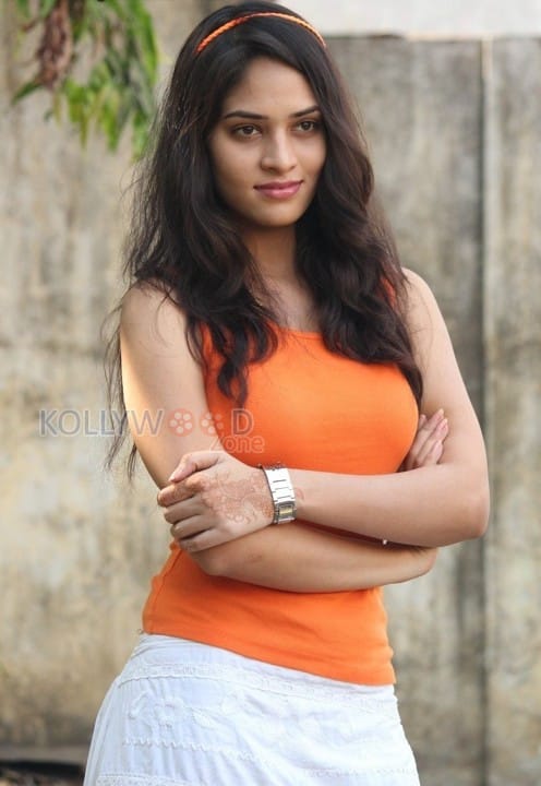 Actress Sanyatara Photoshoot Photos 26