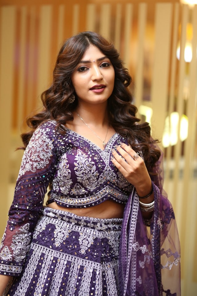 Actress Vihanshi Hegde at O Andala Rakshasi Movie Pre Release Event Pictures 07