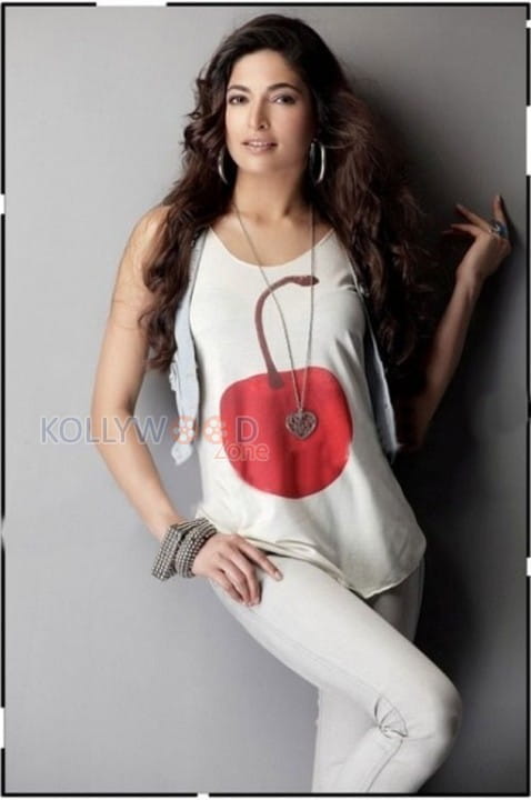 Miss India 2008 Parvathy Omanakuttan Pictures 06