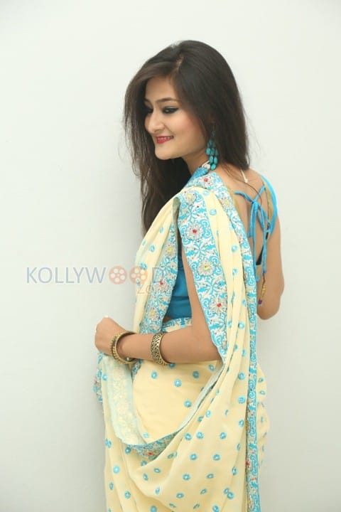 Nilofer Latest Photos 11