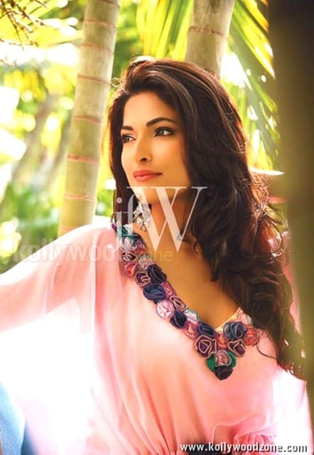 Parvathy Omanakuttan Hot Jfw Magazine Photos 03