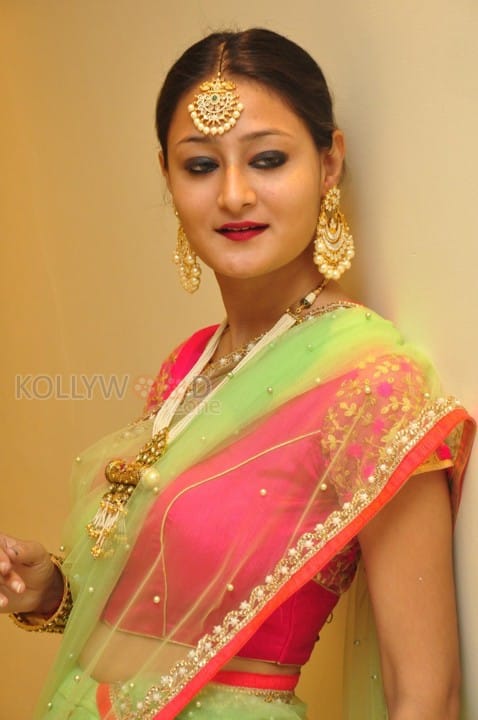 Telugu Actress Nilofer New Stills 03