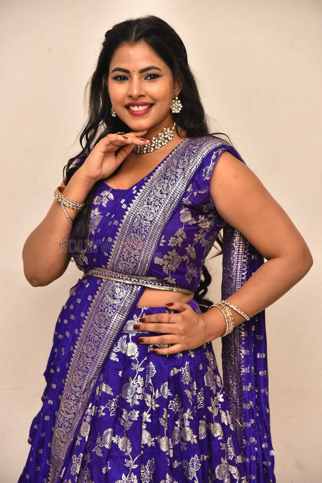 Actress Deeya Raj at Jathara Pre Release Event Pictures 15