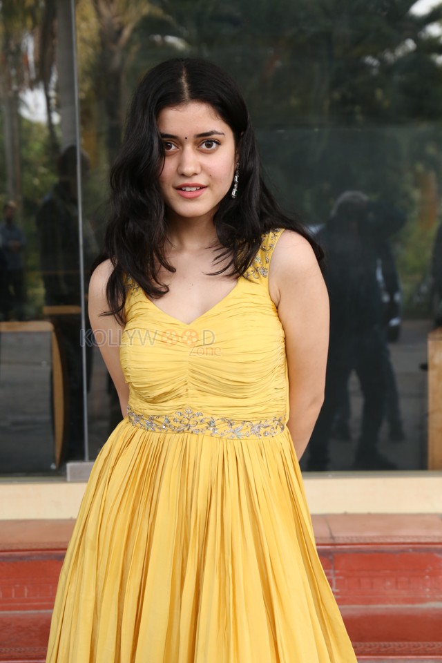 Actress Aishwarya Sharma at Drinker Sai Trailer Launch Pictures 05