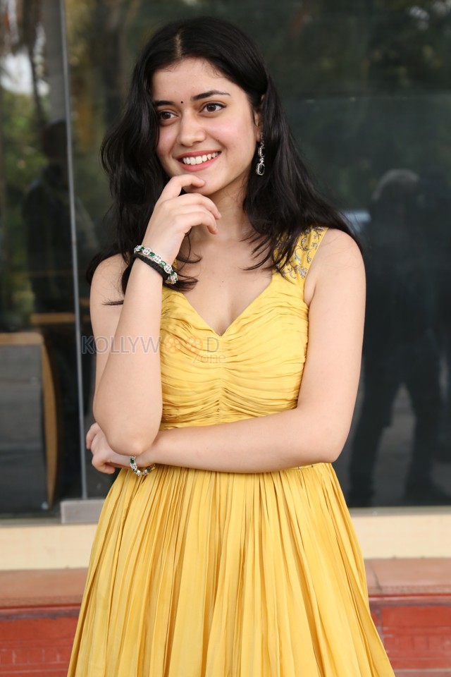 Actress Aishwarya Sharma at Drinker Sai Trailer Launch Pictures 06