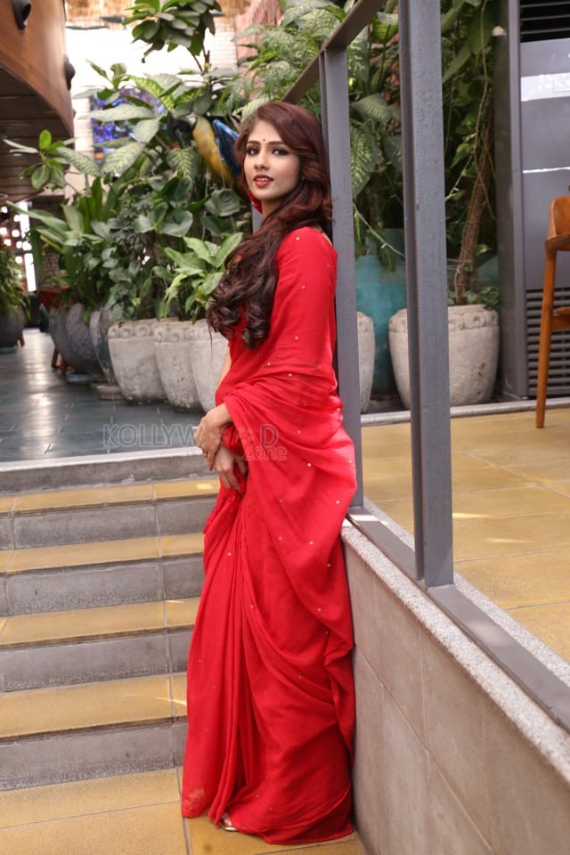 Saaree Movie Heroine Aaradhya Devi Red Saree Photos 65