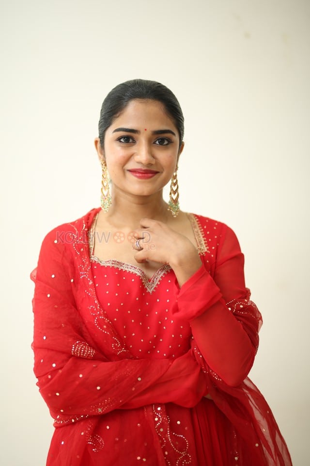 Actress Malavika Manoj at Oh Bhama Ayyo Rama Teaser Launch Photos 02