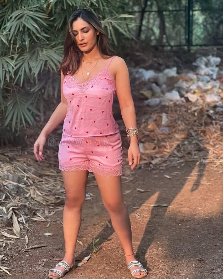 Sexy Shivangi Verma in a Pink Printed Pyjama Set Photos 03