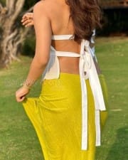 Sexy Avneet Kaur in a Backless White Top and Skirt Stills 01