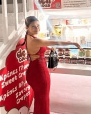 Stunning Actress and Model Avneet Kaur in a Red Bodycon Dress Pictures 07