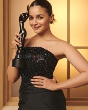 Actress Alia Bhatt with Femina Awards Photos 01