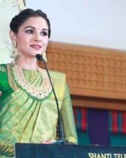 Actress Andrea Jeremiah At Maaligai Movie Press Meet Stills