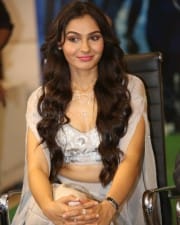 Actress Andrea Jeremiah At Vishwaroopam Audio Launch Photos