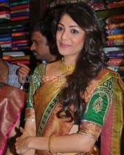 Actress Kajal Agarwal Saree Photos