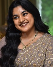 Actress Nivetha Thomas at 35 Chinna Katha Kadu Interview Pictures 05