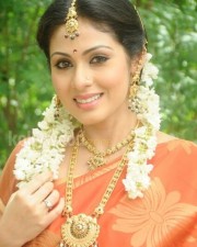 Actress Sada Saree Pictures