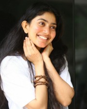 Actress Sai Pallavi at Virata Parvam Movie Interview Pictures 06