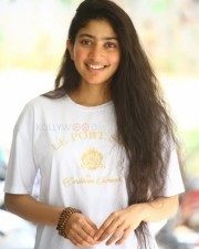 Actress Sai Pallavi at Virata Parvam Movie Interview Pictures 11