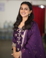 Actress Shraddha Srinath at Daaku Maharaaj Interview Pictures 34