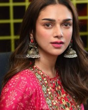 Aditi Rao Hydari at Maha Samudram Movie Interview Photos 18