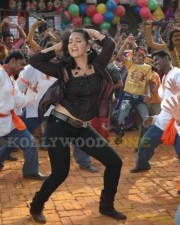 Anushka Shetty Sexy Pics In Panchakshari Movie