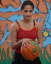 Anushka Shetty Sexy Pics In Panchakshari Movie