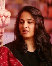 Beautiful Anushka At Rudramadevi Promotion Photos