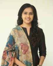 Beautiful Heroine Sri Divya at Sathyam Sundaram Success Meet Pictures 10