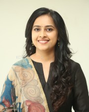 Beautiful Heroine Sri Divya at Sathyam Sundaram Success Meet Pictures 11