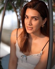 Beautiful Kriti Sanon in a Sleeveless Grey Top Pictures 04