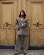 Beautiful Pranitha Subhash at Paris Fashion Week in a Formal Blazer Suit Photos 04