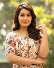 Beautiful Telugu Actress Rashi Khanna Photos