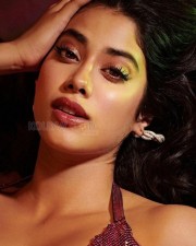Bling Queen Janhvi Kapoor in a Pink Mini Dress Photos 03