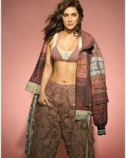 Crew Actress Kriti Sanon Femina Magazine Photoshoot Pictures 07