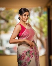 Cyanide Movie Heroine Priyamani Sexy Saree Photos